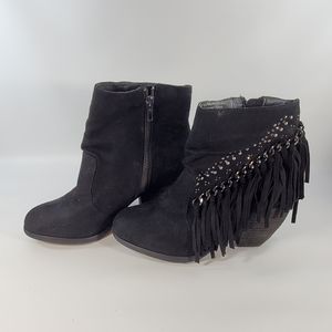 Not Rated Black Fringed Zipper Ankle Boots Bootie Studded Heel Size 6.5